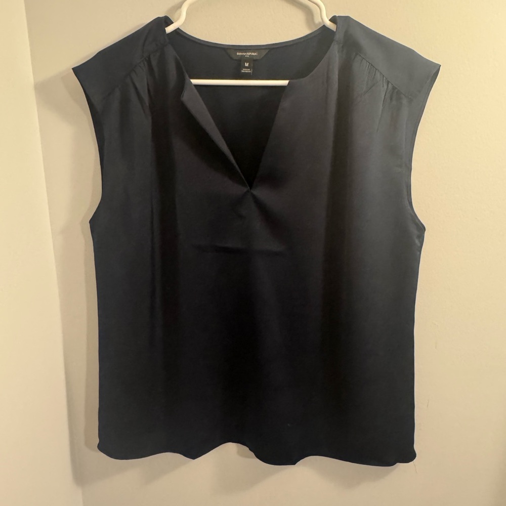 Banana Republic Navy Blue Sleeveless Blouse with V-Neck